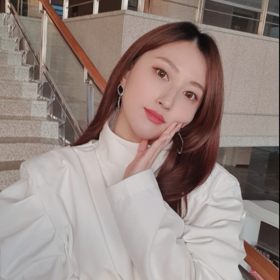네이버 인플루언서: 유디의 홈